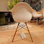 Vitra Eames Plastic Armchair DAW Polypropylen Gelblich 1