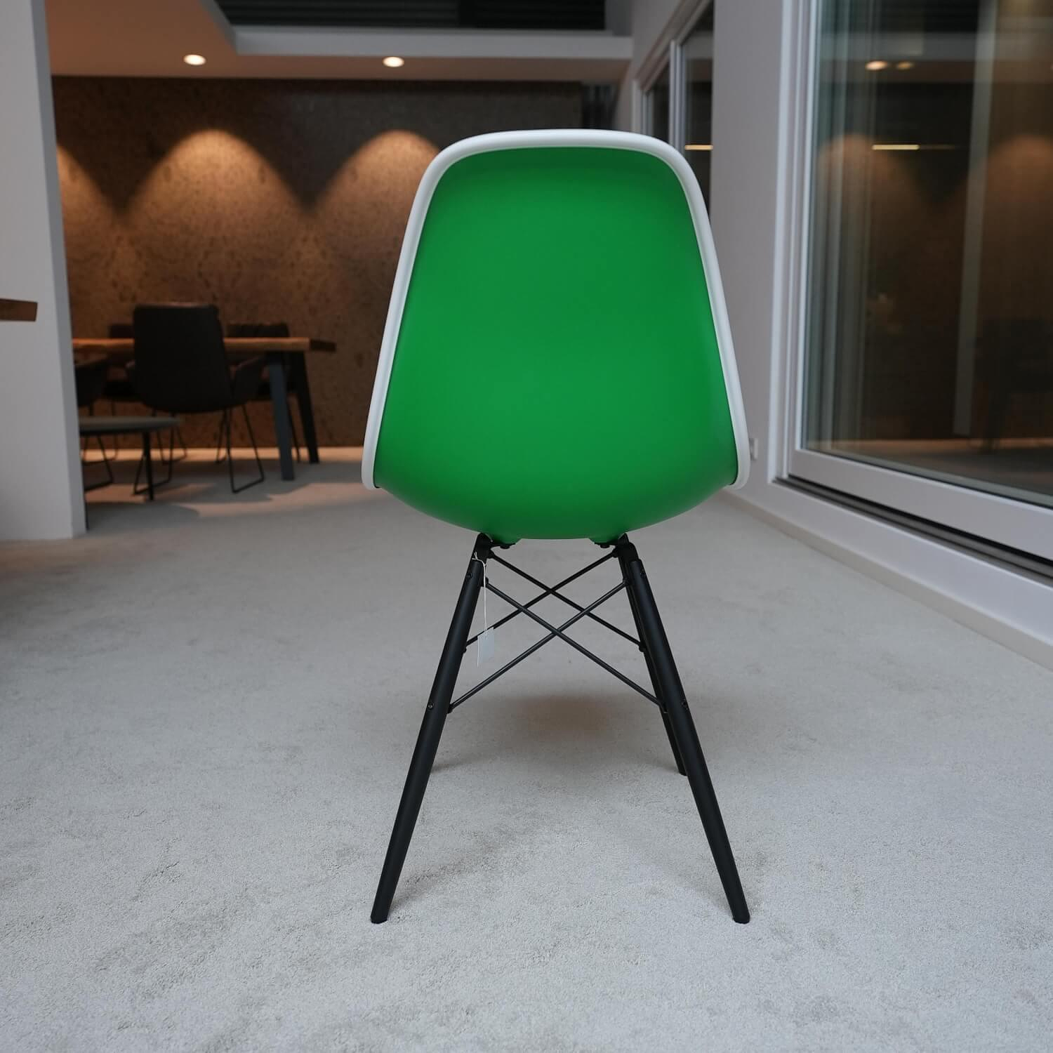 Eames Sidechair DSW Fully Upholstered Meadow Green Ivory 1