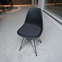 Eames Plastic Side Chair DSR Dunkelgrau 3
