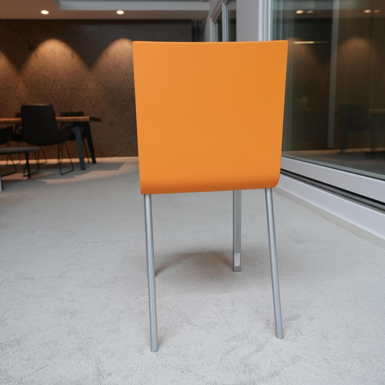 Vitra Stuhl 03 Mango Kunststoff Silber 4
