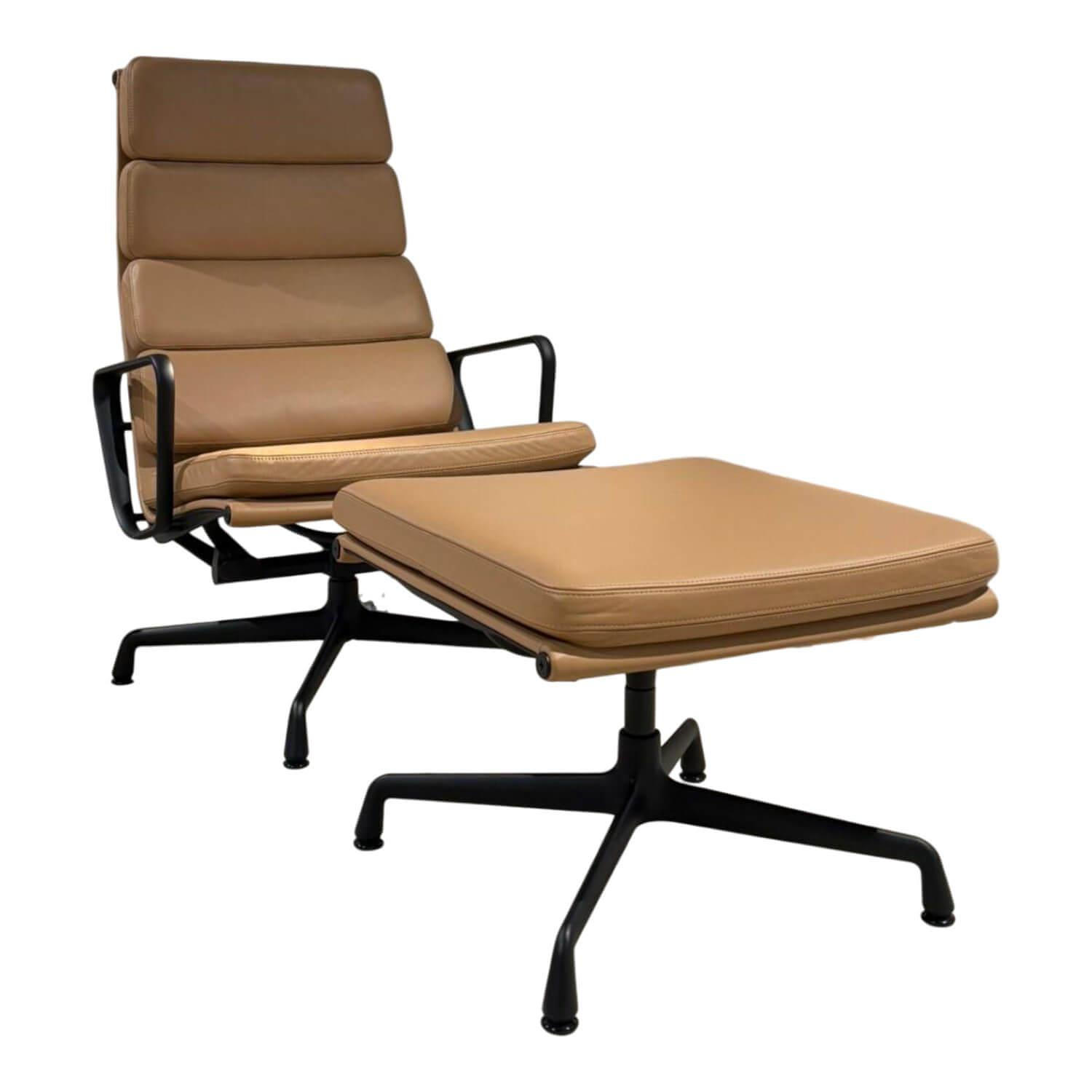 Vitra Relaxsessel Soft Pad EA222 Leder Hellbraun mit Hocker 0