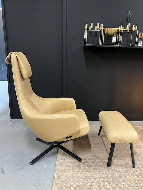 Vitra Repos Armchair Natural Leather Caramel with Ottoman 4