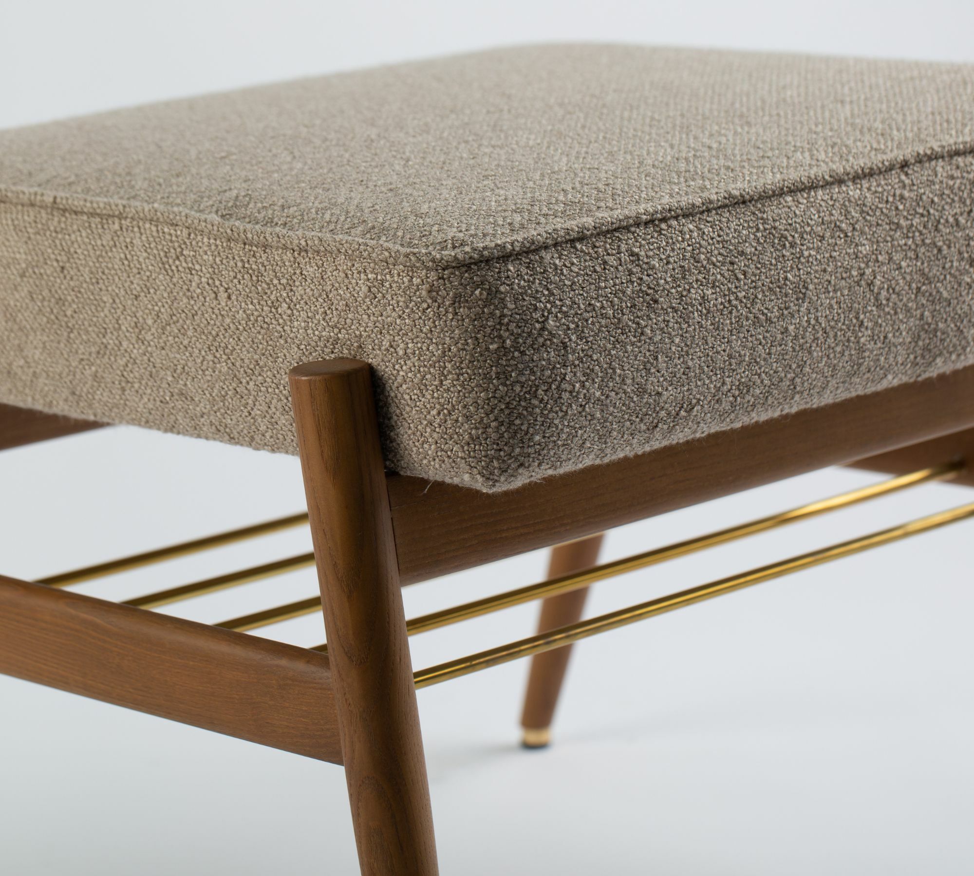 Fox Footstool Wood Bouclé Beige 1