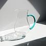 Vintage Luminarc Karaffe mit türkisgrünem Glashenkel 0