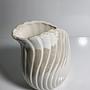 Vintage Keramikvase in Muschelform mit Perlglanz 5