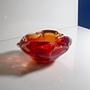 Böhmischer Art Glass Aschenbecher in Rot & Orange 1