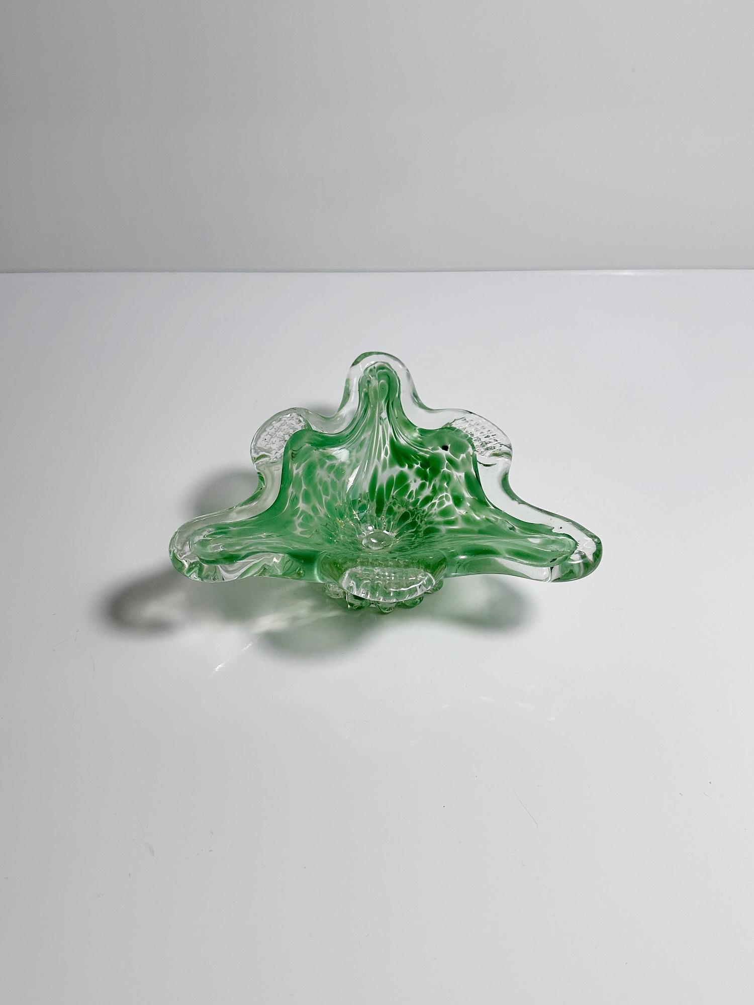 Vintage italienischer Glas-Aschenbecher in Pastellgrün 3