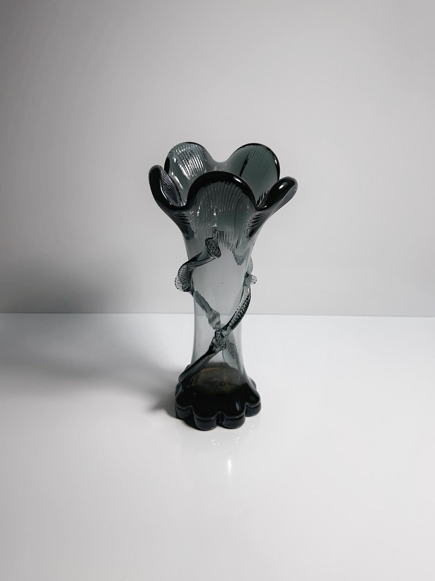 Franz Welz Jugendstil Glasvase in Grau-Blau, Böhmen um 1910 1