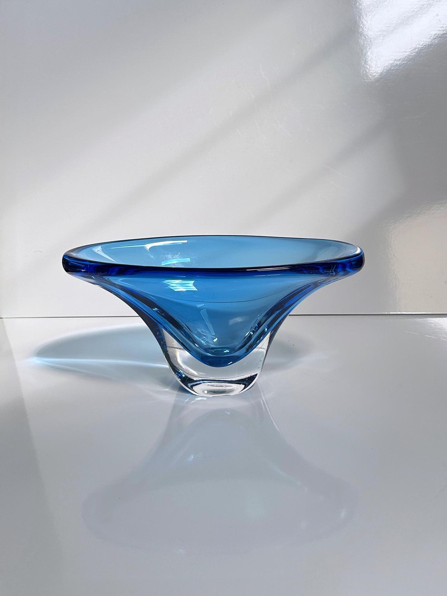Focke & Meltzer Amsterdam große Kristallglasschale in Blau 0
