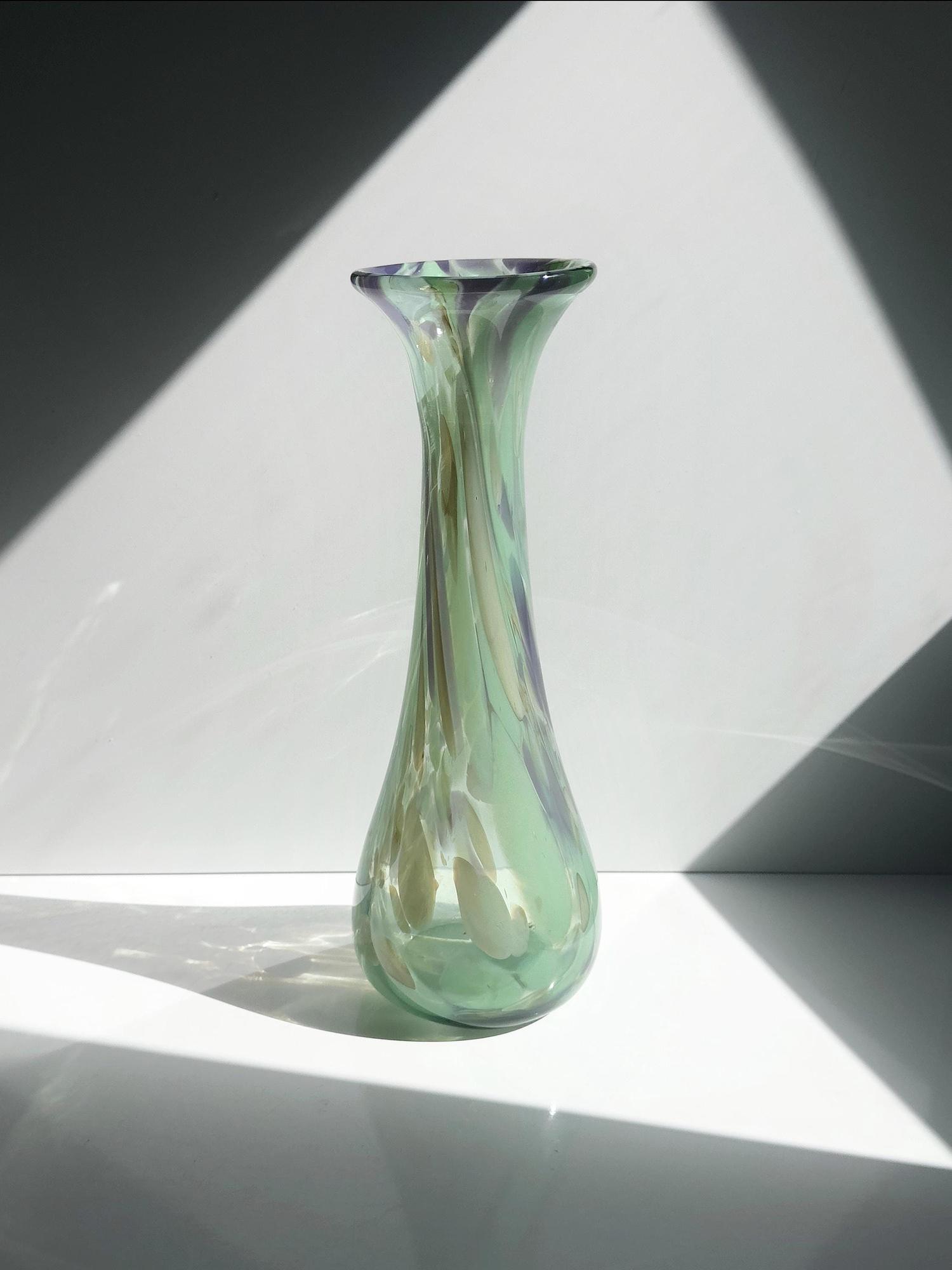 Vintage Art Glass Vase in Hellgrün 1