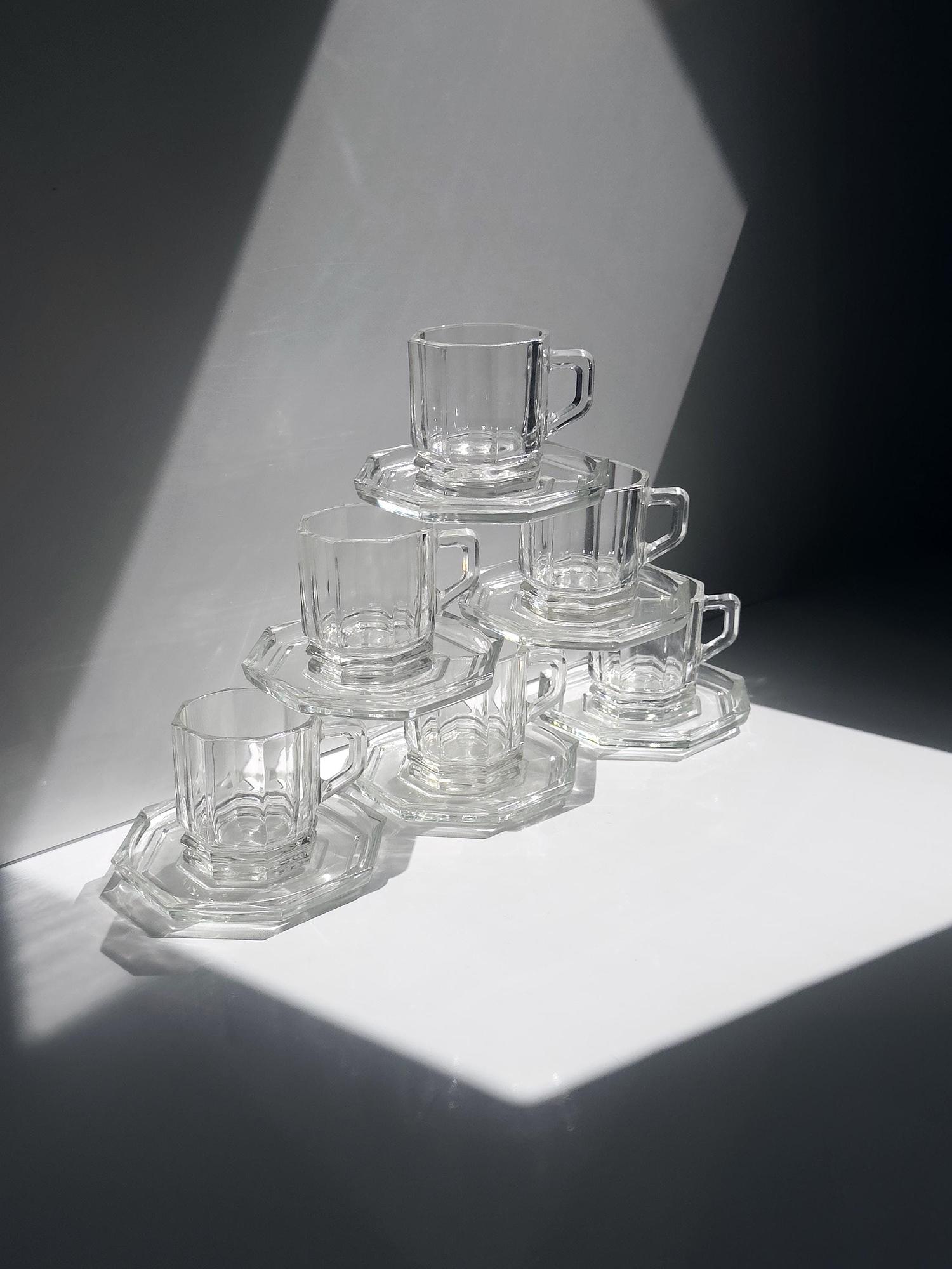 6 Vintage Glas-Espressotassen mit achteckigen Untertassen 2