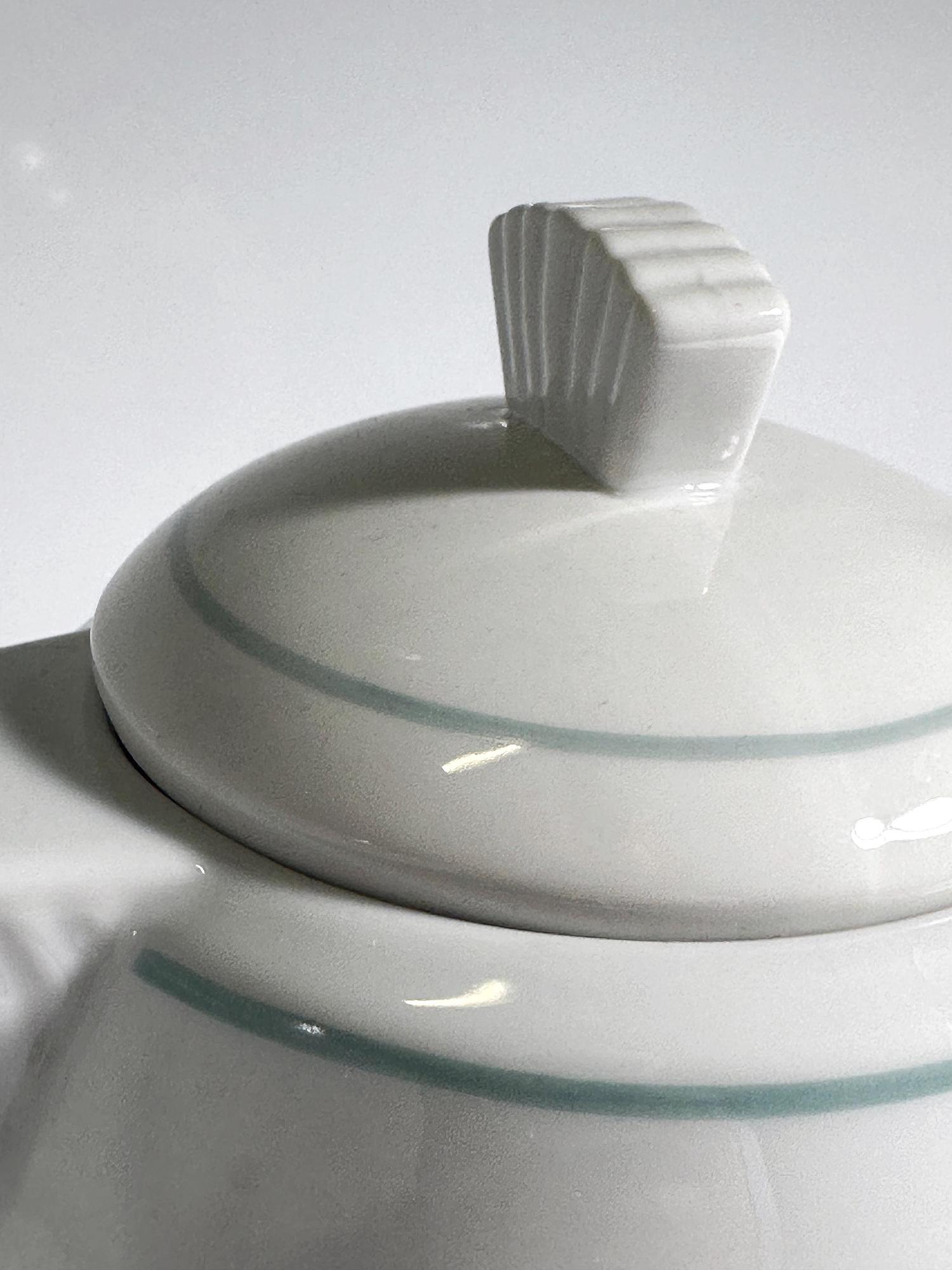Vintage Art Deco Revival Teekanne in Weiß und Mintgrün 5