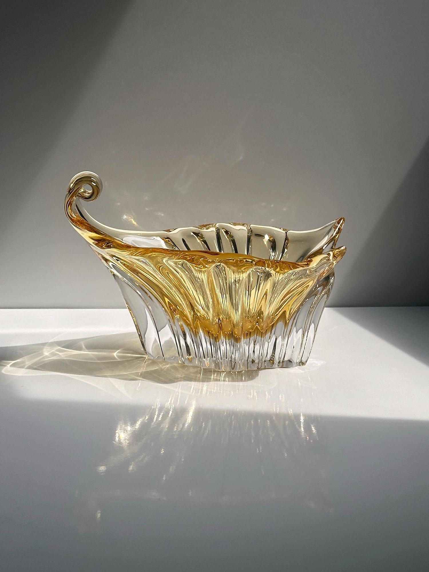 Vintage italienische Glasschale in Champagnergold, 1960er 0