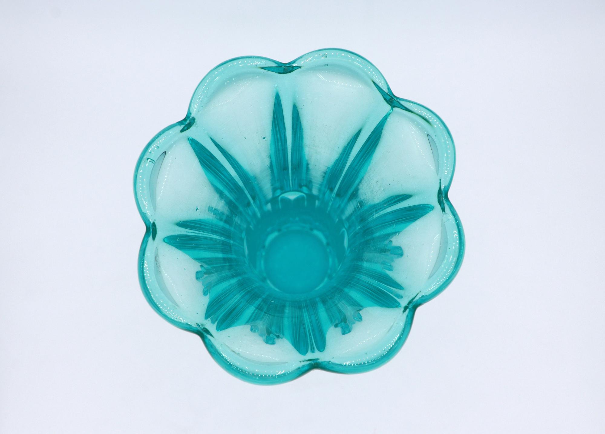Rudolf Schröter Glasvase für Rudolfova Huť, Türkis, 1958 5
