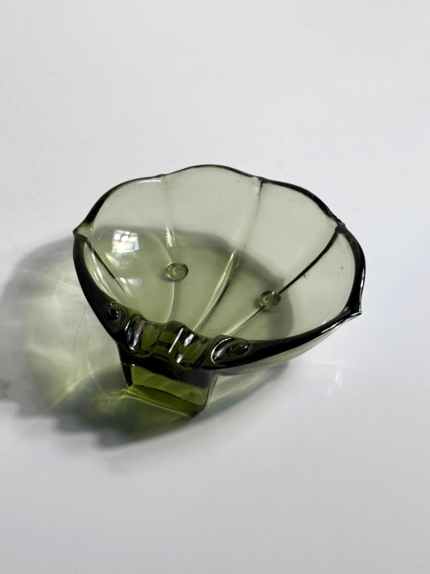 Vintage Muschelschale aus grünlichem Rauchglas, 1970er 2