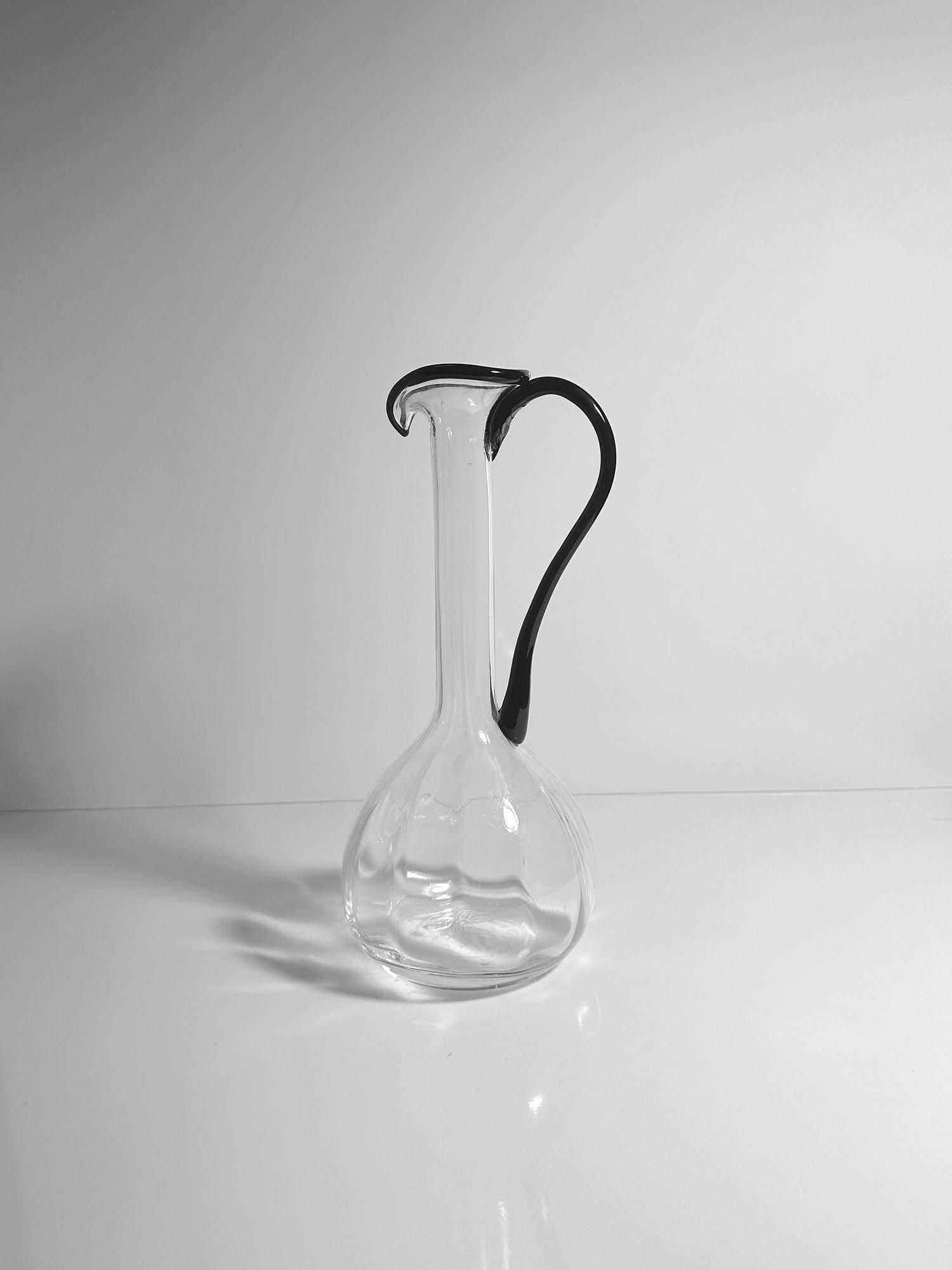 Vintage Murano Henkelvase mit schwarzem Glasgriff 0