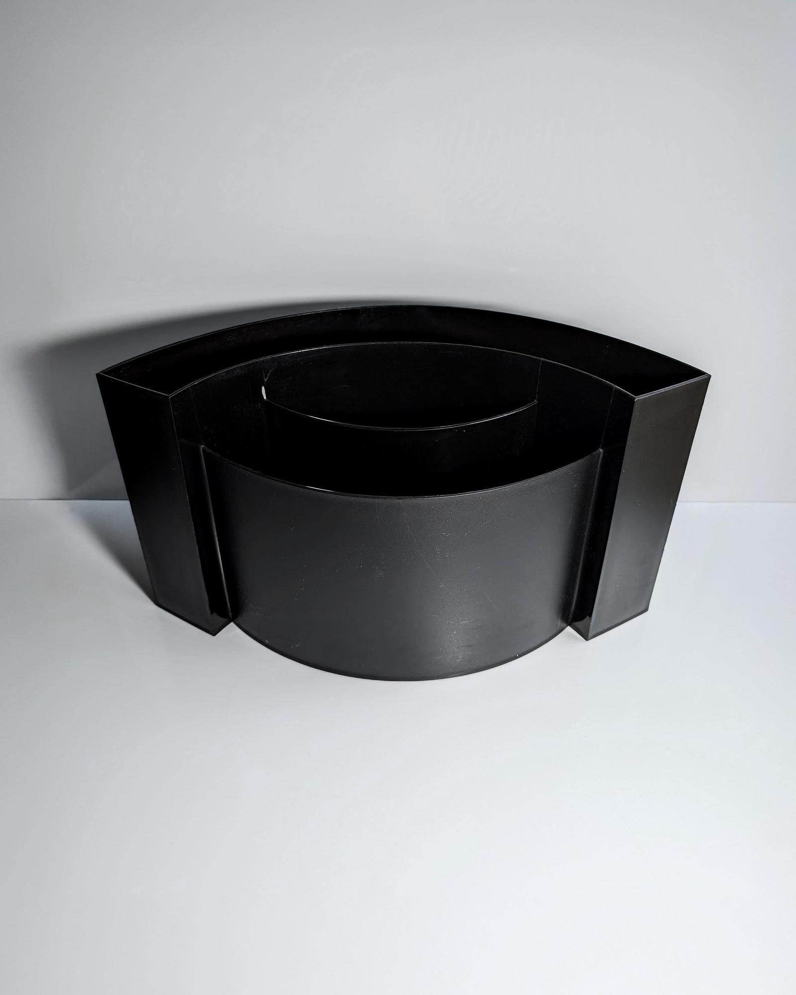 Authentics „Wave“ Magazinhalter von Maier-Aichen 0