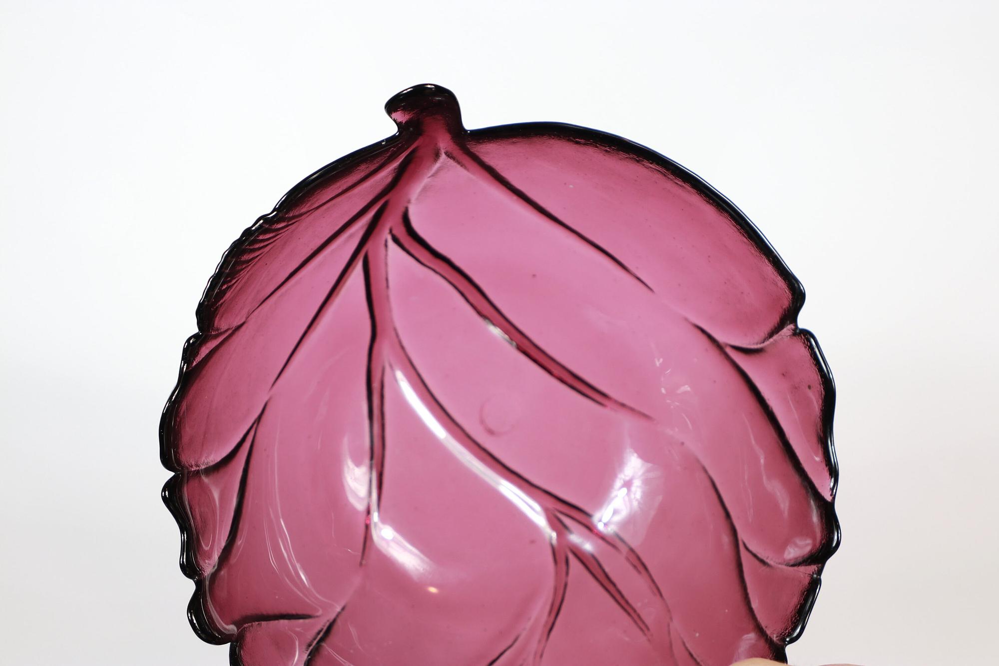 Vintage französische Glasschale in Violett 1