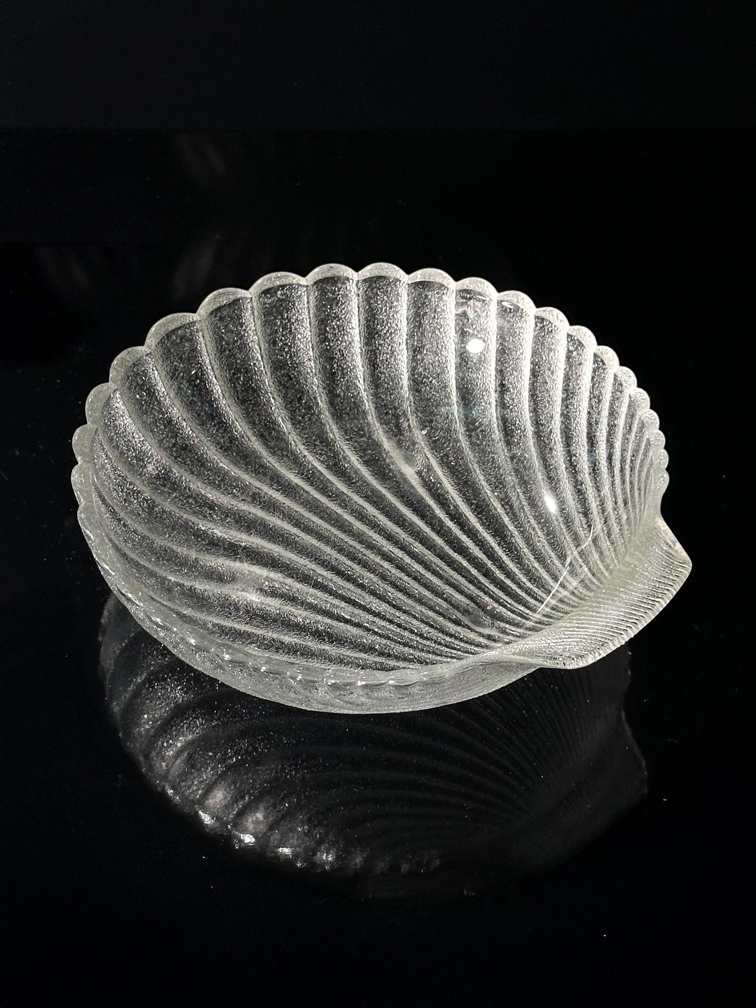 Vintage Glasschale in Muschelform, 1980er Art Deco Revival 1