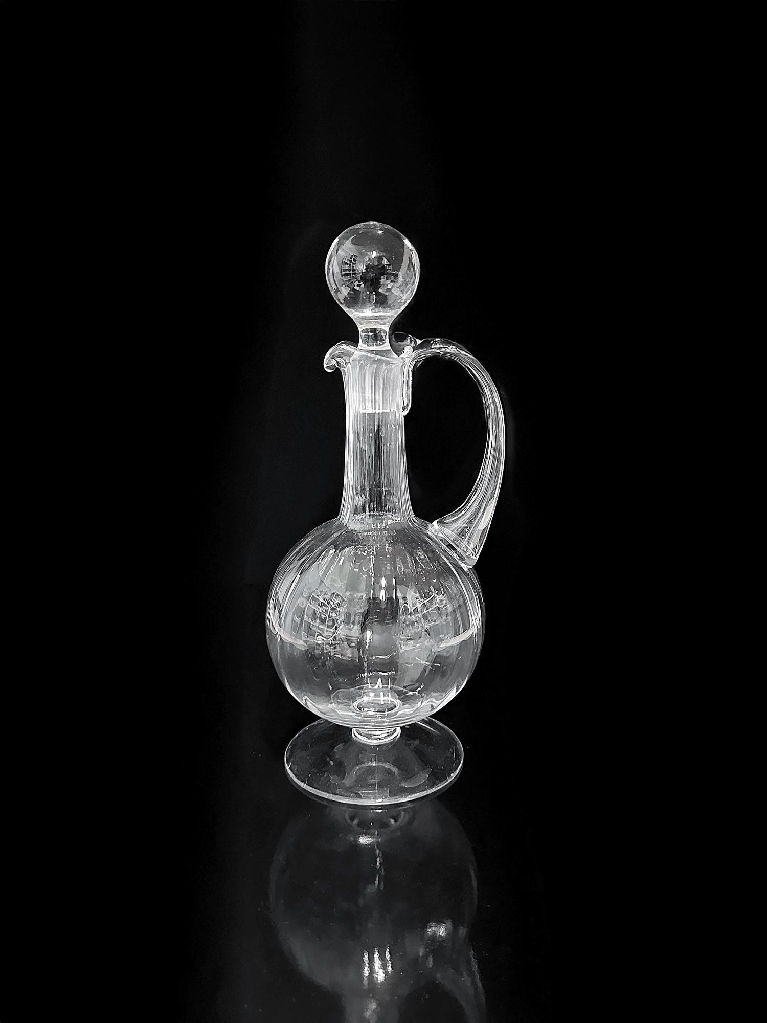 Vintage Mid Century Glas-Karaffe mit Swirl-Dekor 4