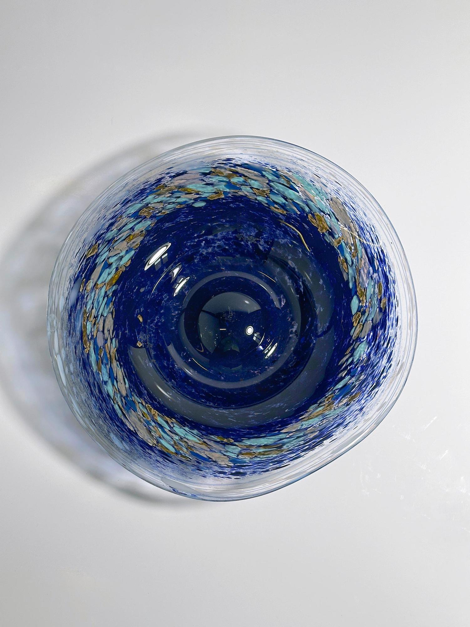 Vintage böhmische Glasschale mit blauem Swirl, 1980er 2