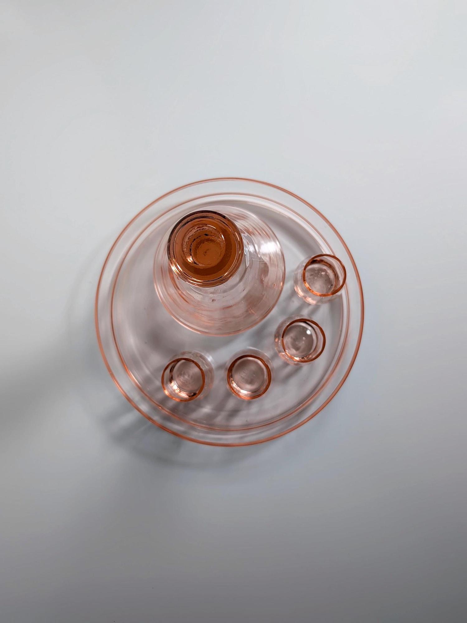 Art Deco Likörset aus Rosalinglas mit Karaffe 1