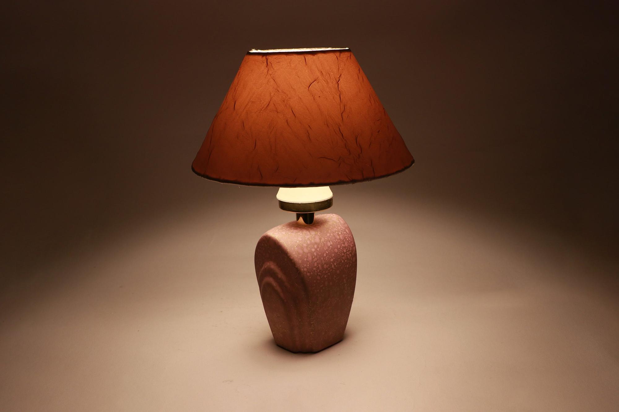 Vintage Tischlampe in Flieder und Gold 3