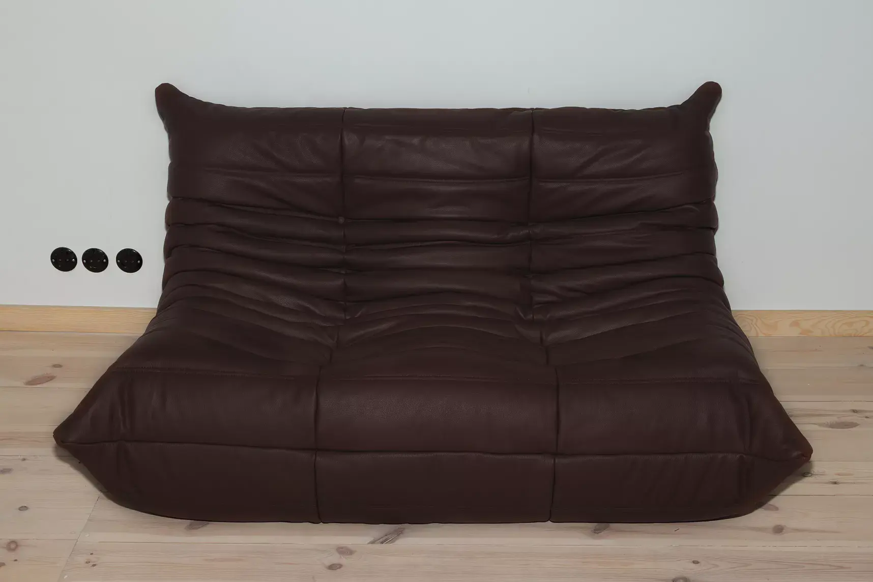 Togo Sofa 2-seater Madras Leather Brown 1