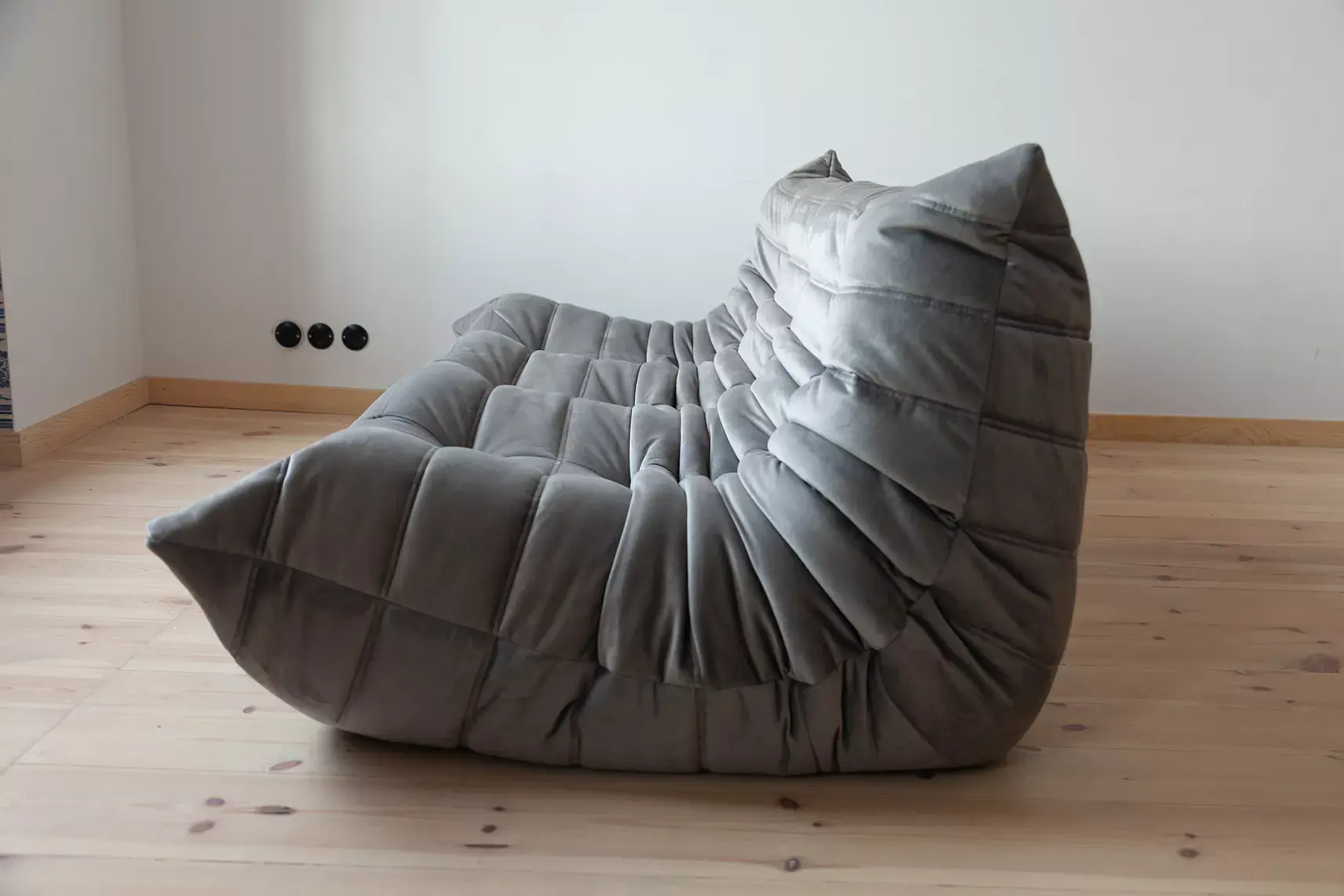 Togo Sofa 3-seater velvet silver-grey 3