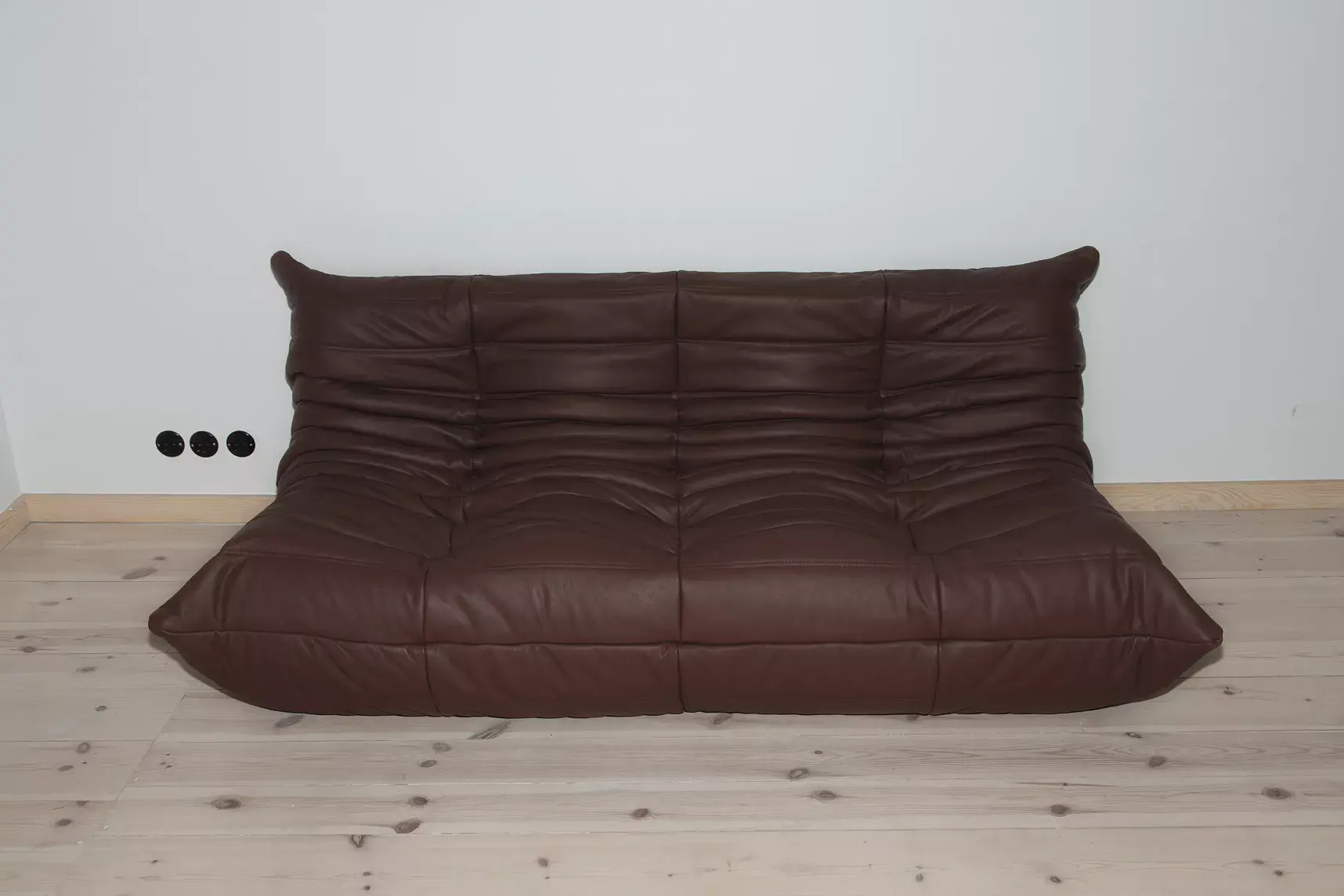 Togo Sofa 3-seater Madras leather Brown 1