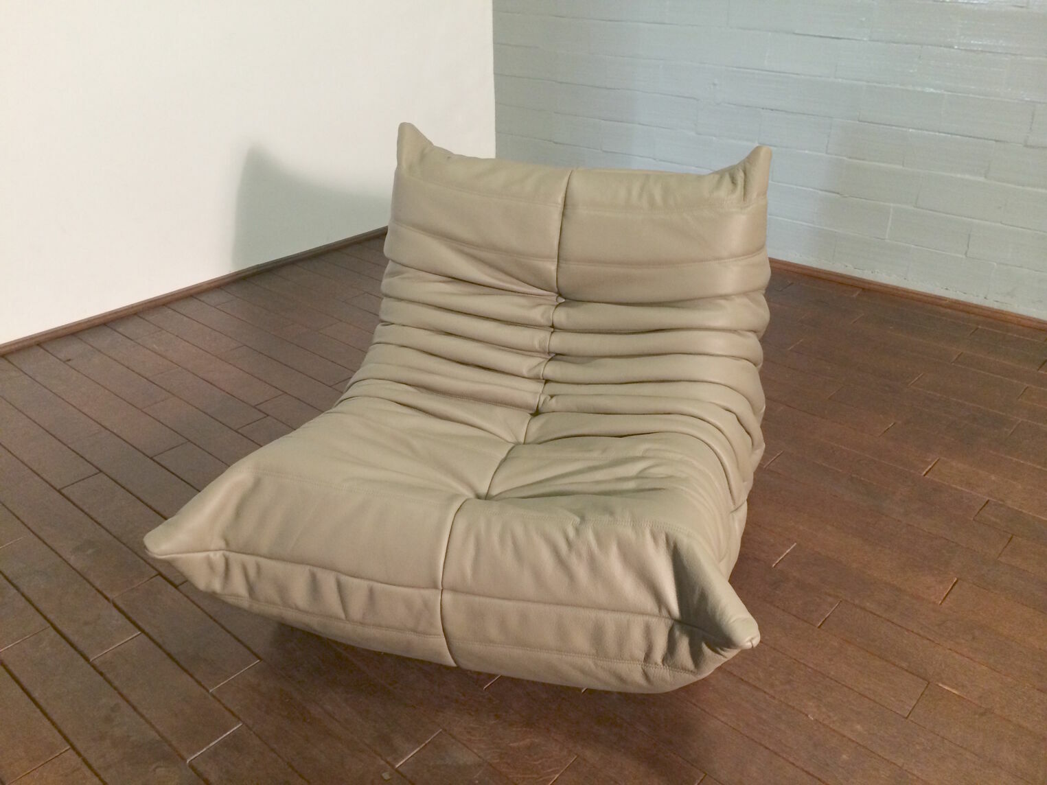 Togo Sessel Leder Grau 1