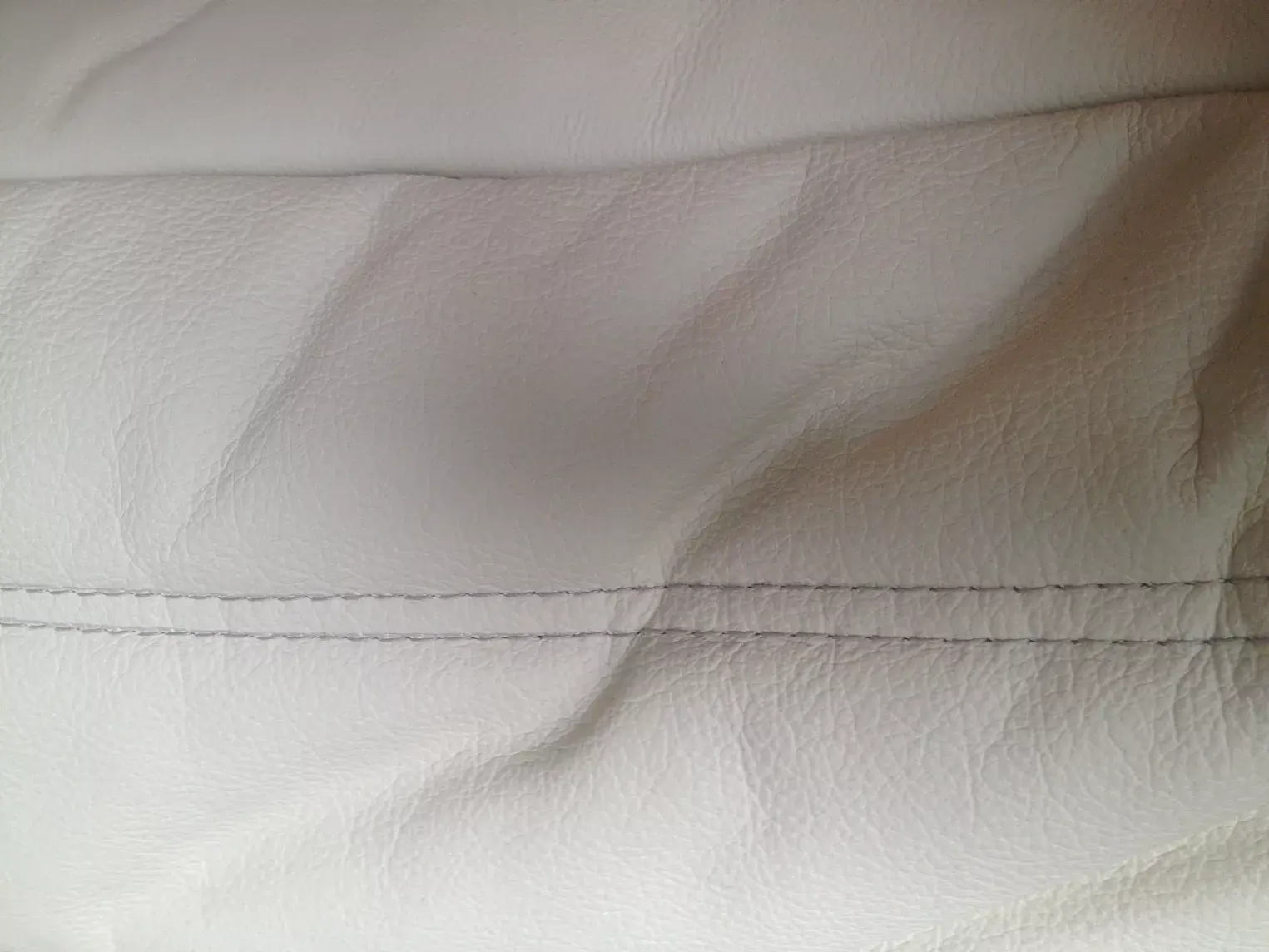 Togo Armchair Madras Leather White 3