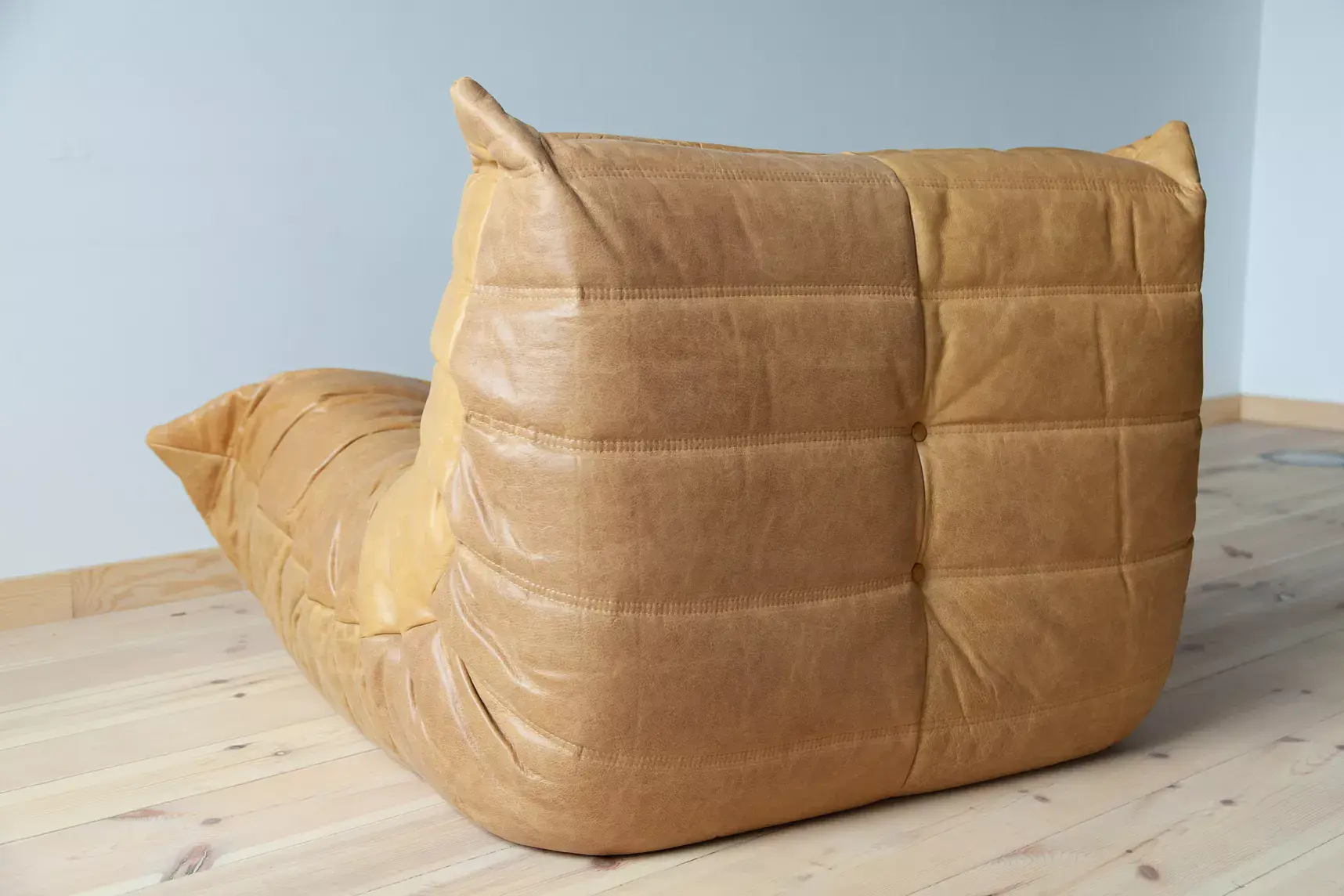 Togo armchair Pull-Up-Leather Camel Brown 4