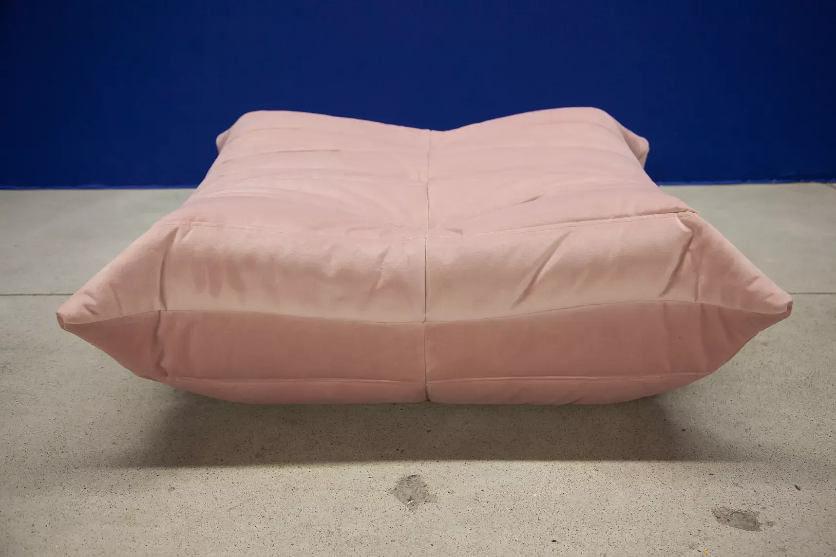 Togo Ottoman Velvet Light Pink 3