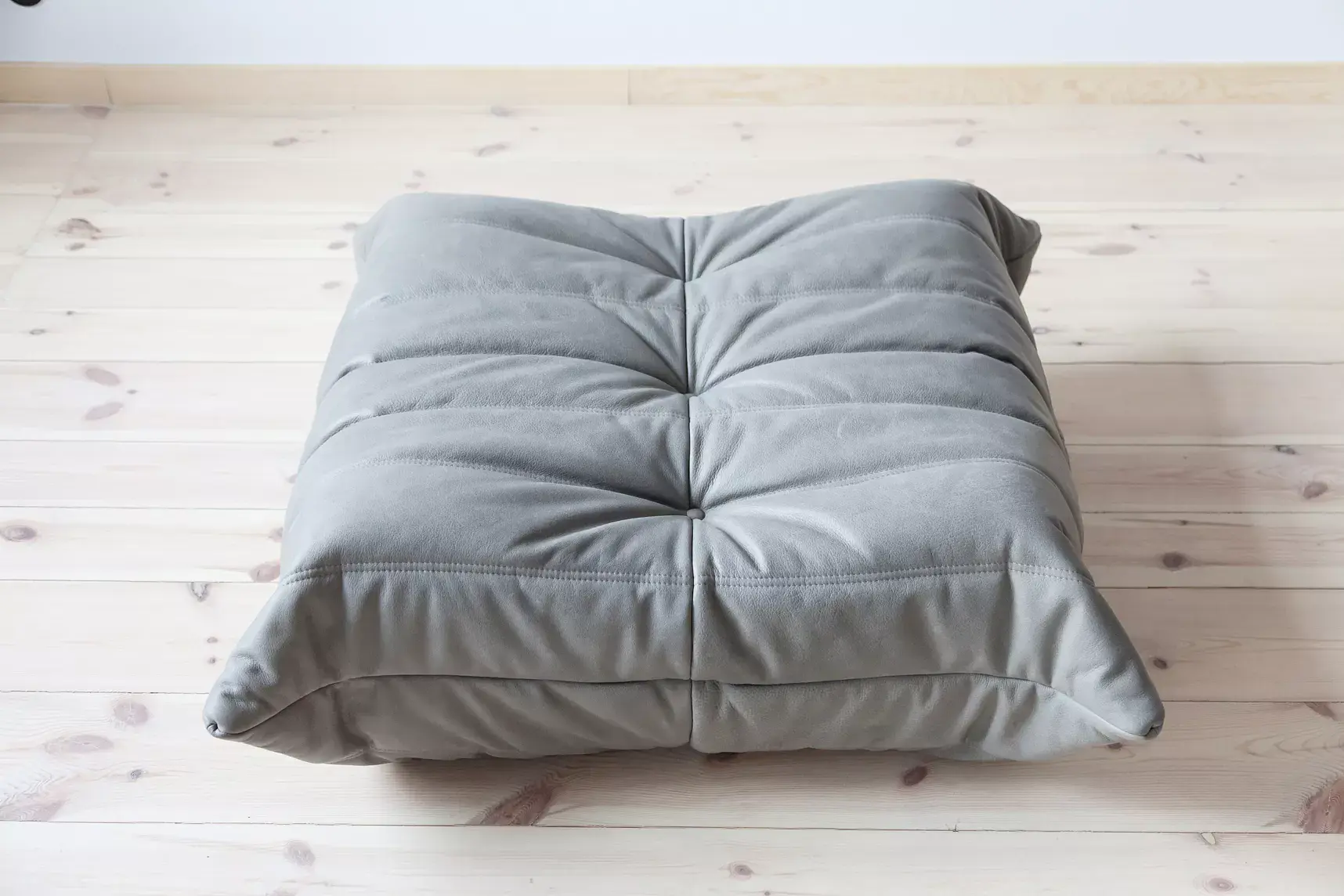 Togo Ottoman Madras Leather Ash Grey 1