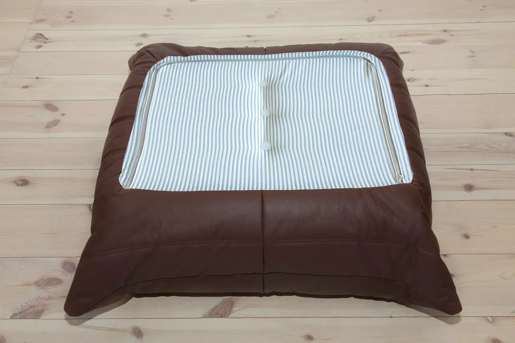 Togo armchair and ottoman set Madras leather brown 8