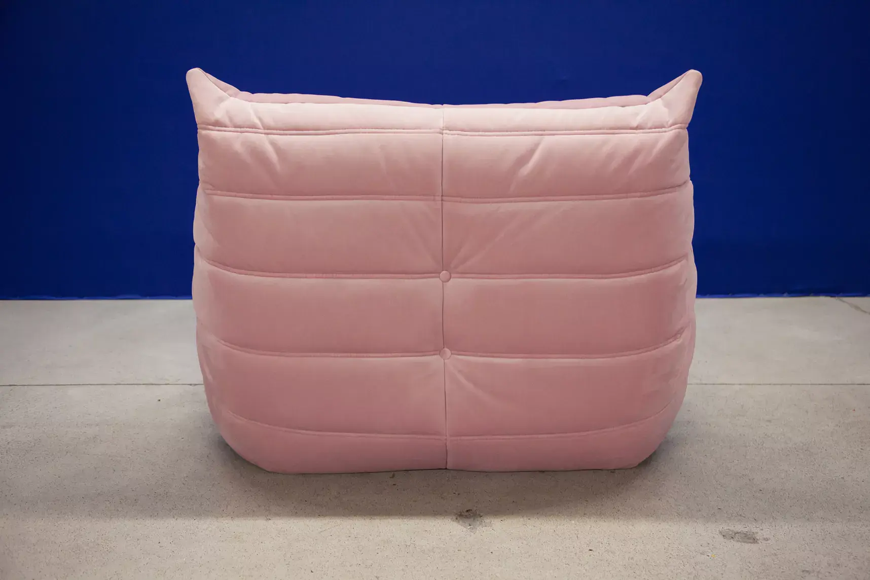 Togo armchair and ottoman set velvet light pink 4