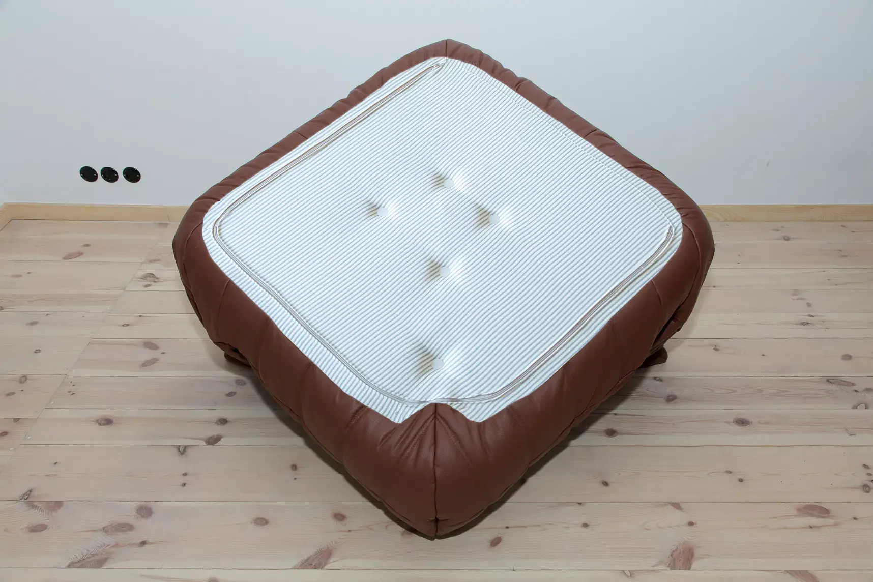 Togo Lounge Set 2-pc. Madras Leather Brown 5