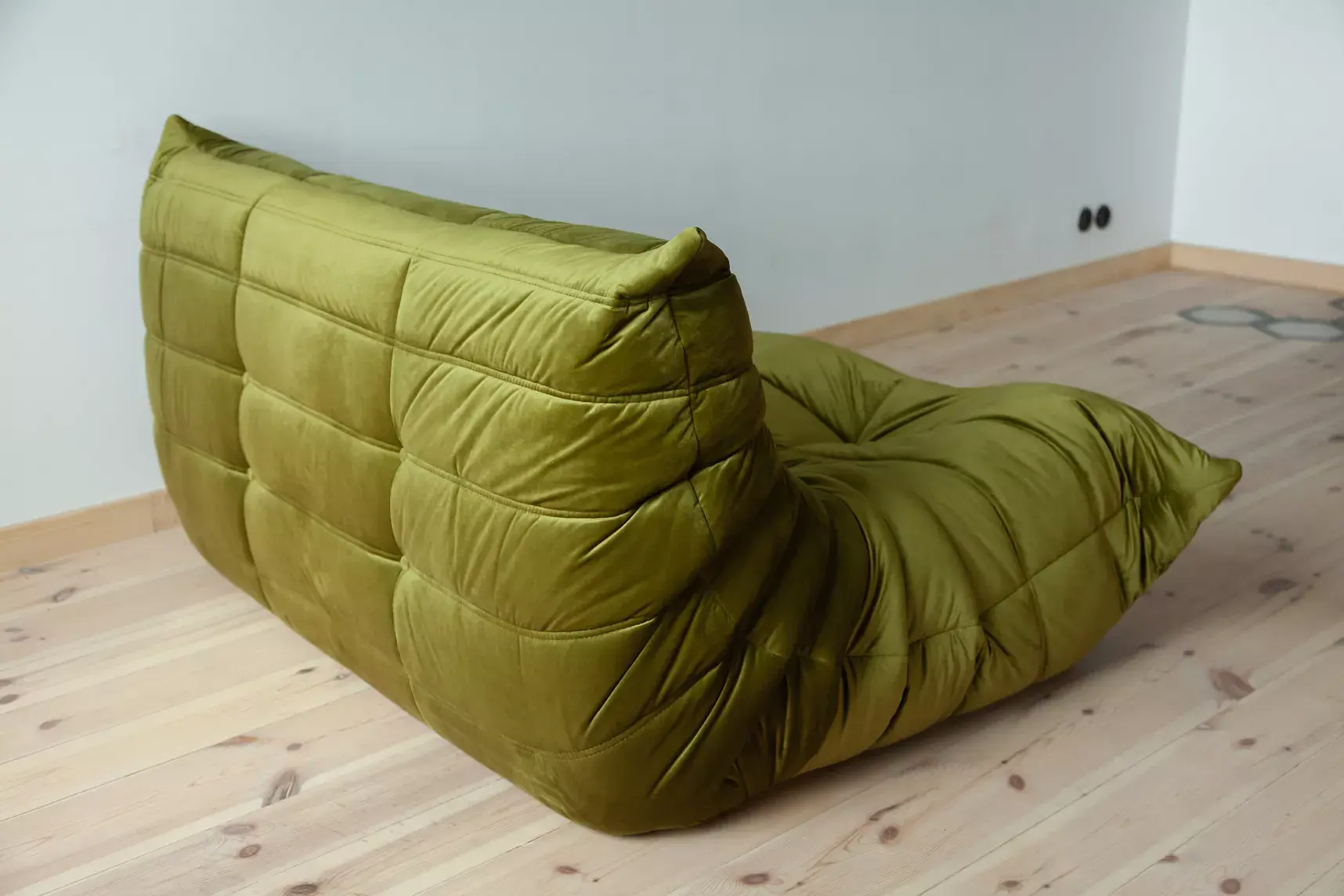 Togo Lounge Set 2-pc. Velvet Olive Green 7
