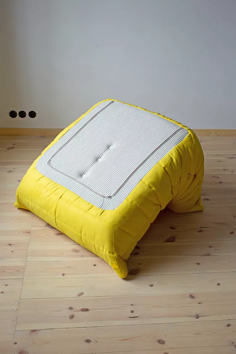 Togo Lounge Set 3-piece. Fabric Lemon Yellow 7