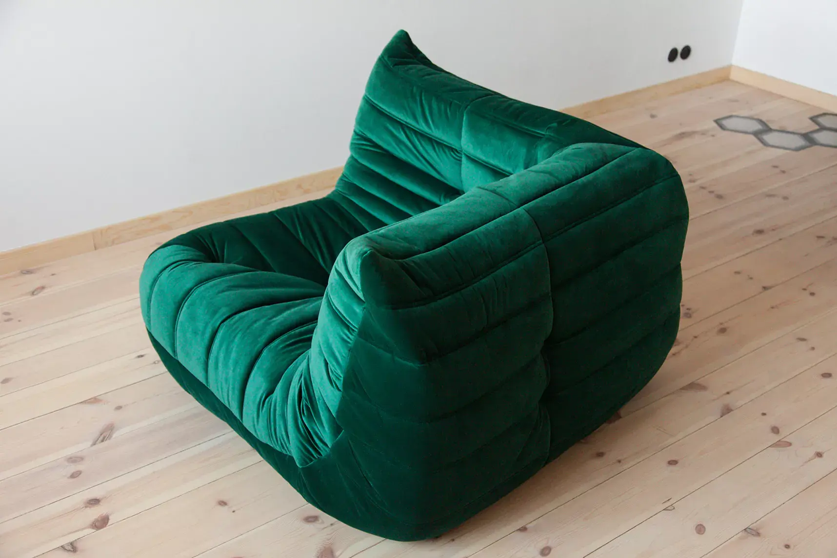Togo Corner Sofa Velvet Emerald Green 2
