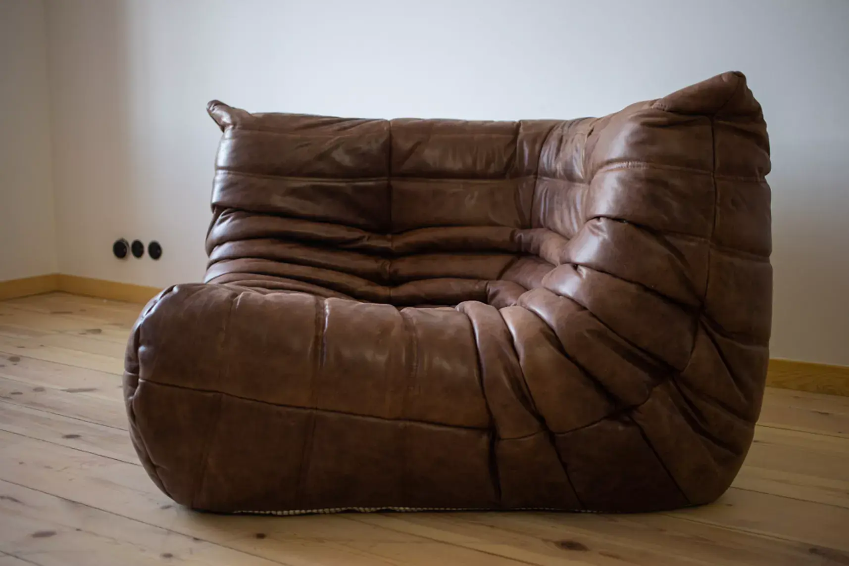 Togo Corner Sofa Pull-Up Leather Walnut Brown 1