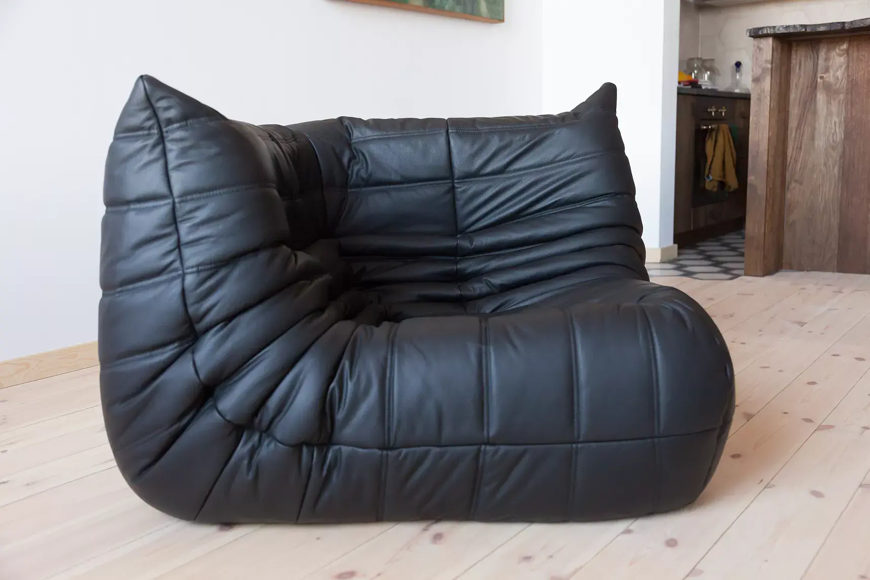 Togo Corner Sofa Madras Leather Black 5