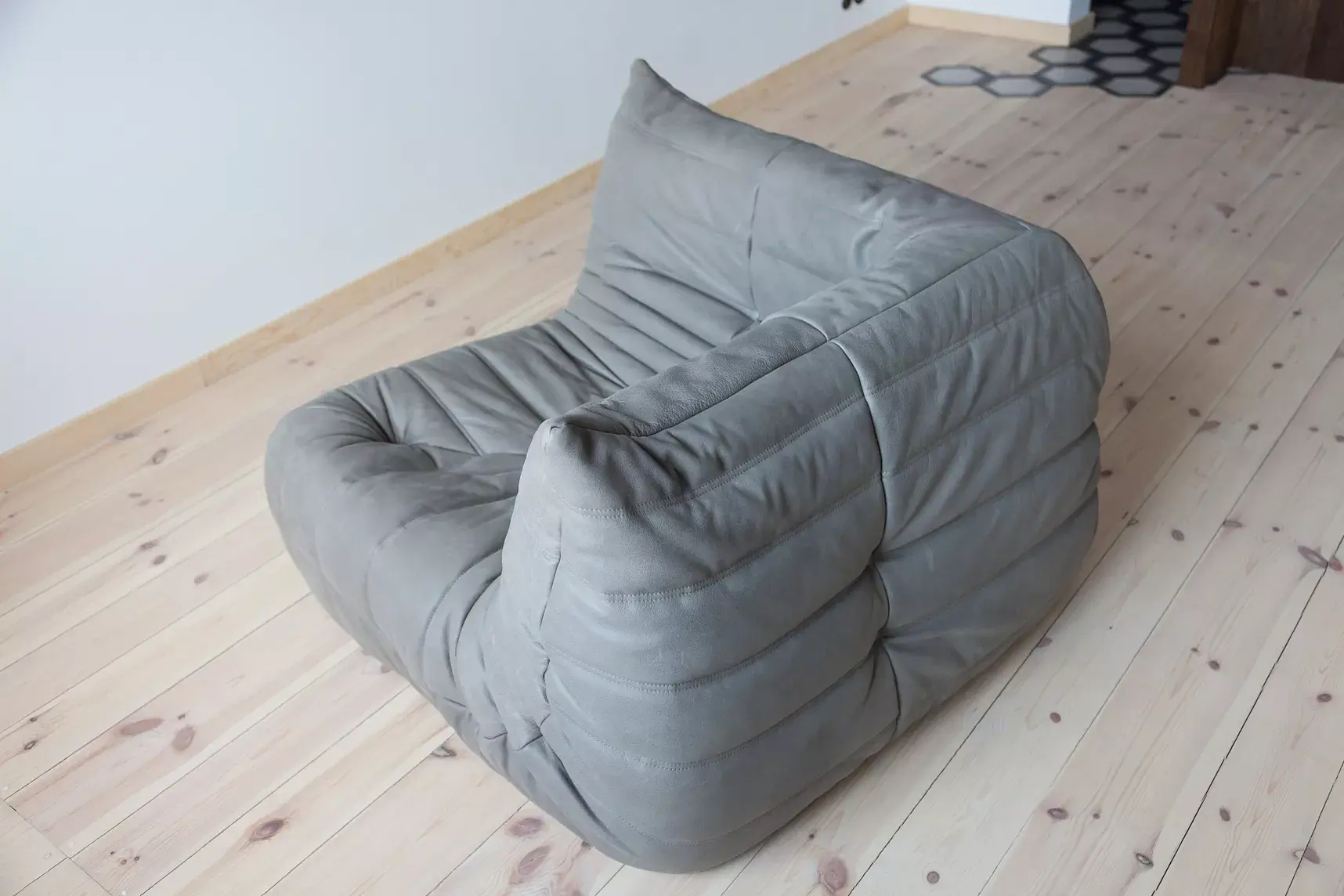 Togo Corner Sofa Madras Leather Ash Grey 2
