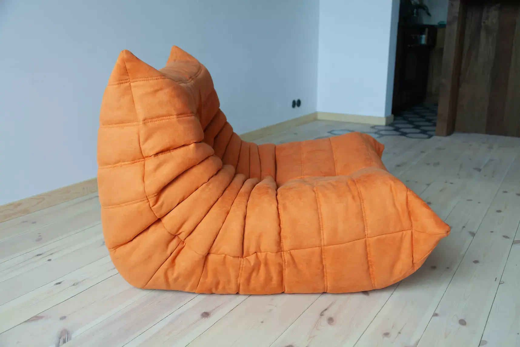 Togo Armchair and Ottoman Set Textile Orange 4