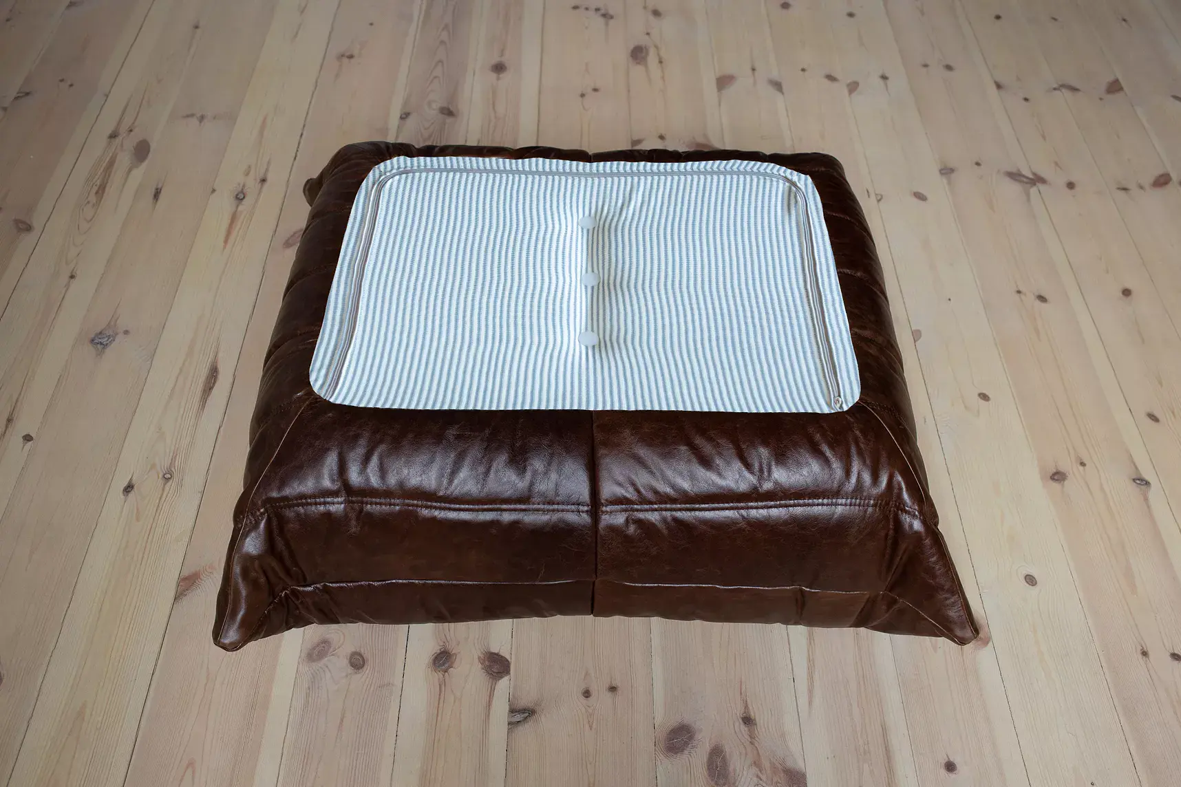 Togo Lounge Set 3-pc. High Gloss Leather Dark Brown 8