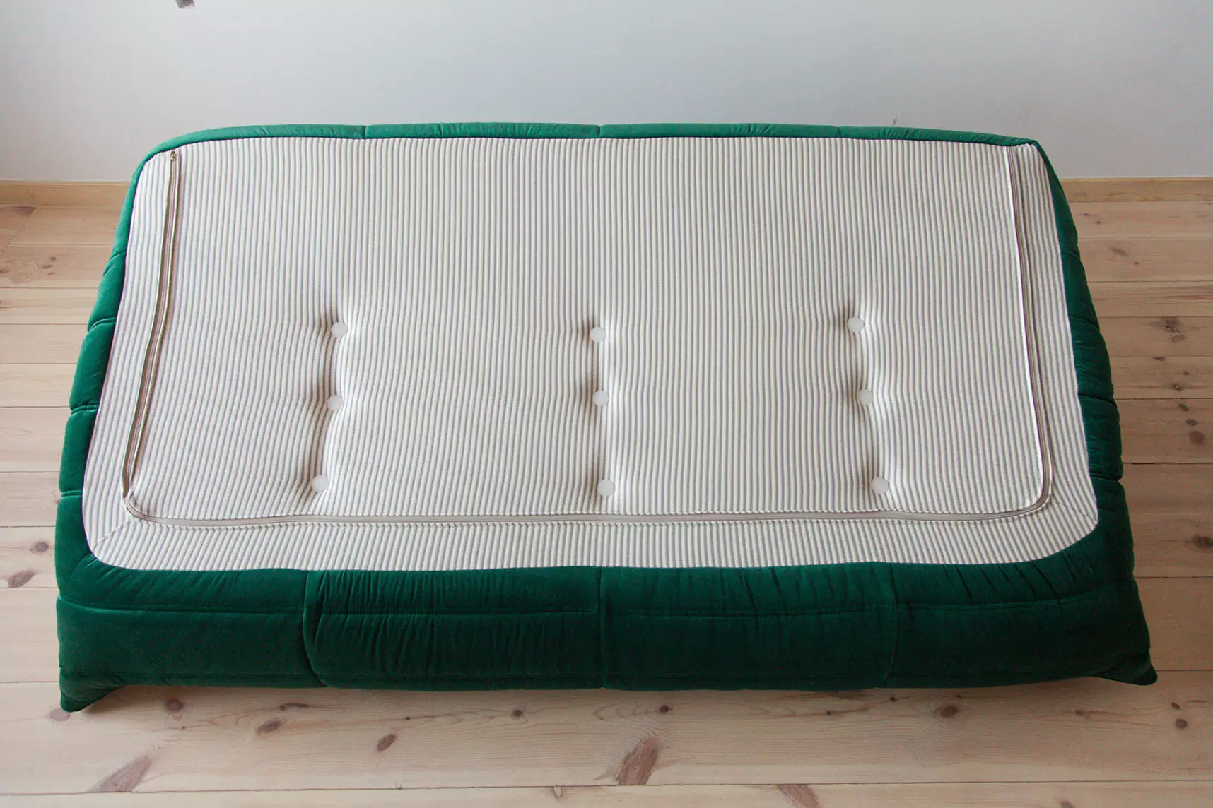 Togo Sofa 3-seater Emerald Green Velvet 7