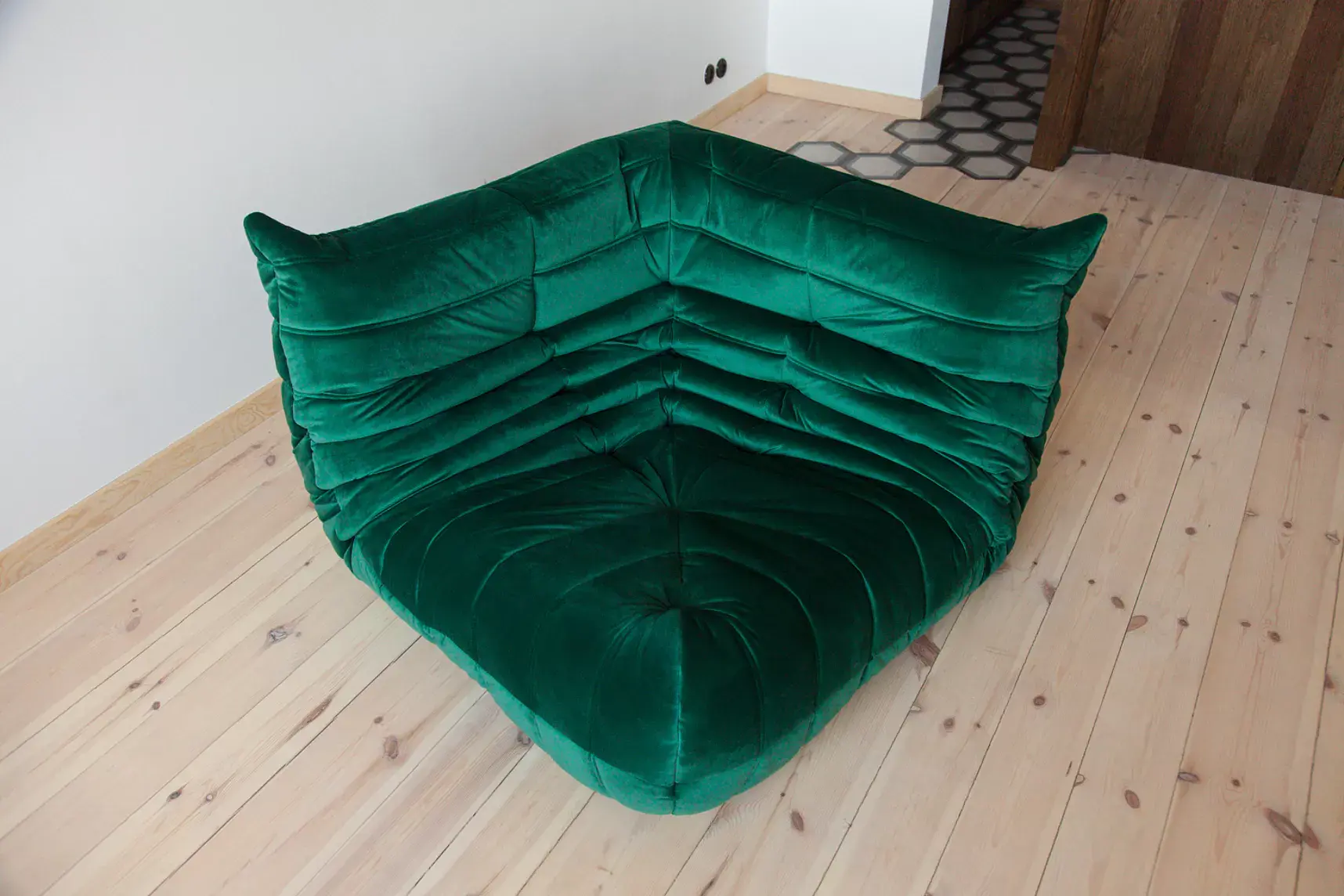 Togo Lounge Set 4-pc. Velvet Emerald Green 3