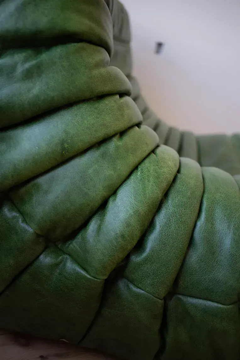 Togo Sofa 3-Seater Pull-Up Leather Green 4