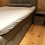 Boxspringbett mit Nachttischen Textil Grau 2